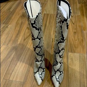 Brand new “ no box “ size 9